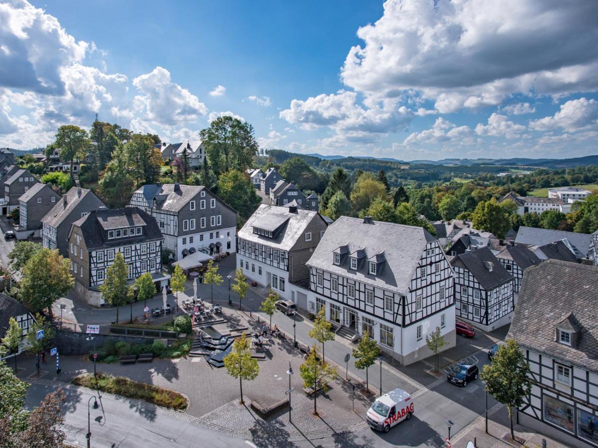 Hotel Zur Fredeburg Schmallenberg Exterior foto