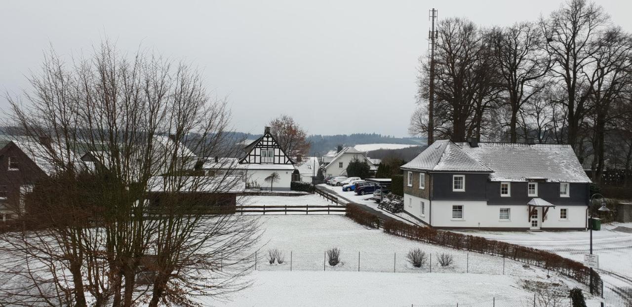 Hotel Zur Fredeburg Schmallenberg Exterior foto